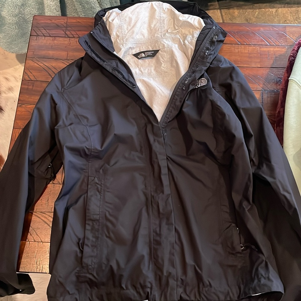 The Northface Windbreaker